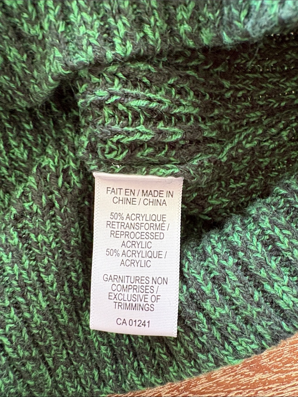 Simons Green Ribbed Mock Neck Sweater - Picture 3 of 3